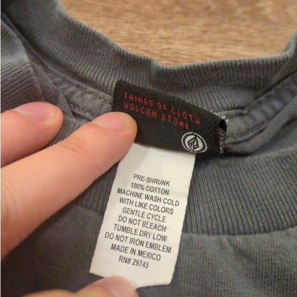 VTG Volcom Stone Men's XL Shirt Skater Punk Spellout Faded Distressed Gray Y2K - Picture 4 of 8